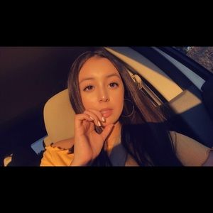 Meet your Posher, Stephanie